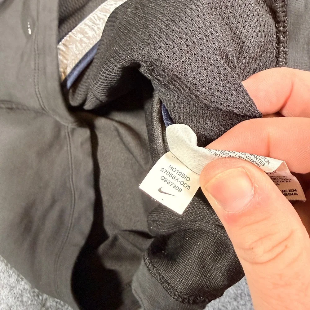 Nike used faint